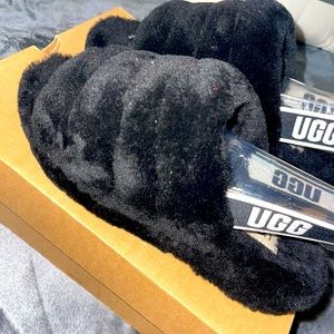 UGG Fluff Yeah Slides barely worn